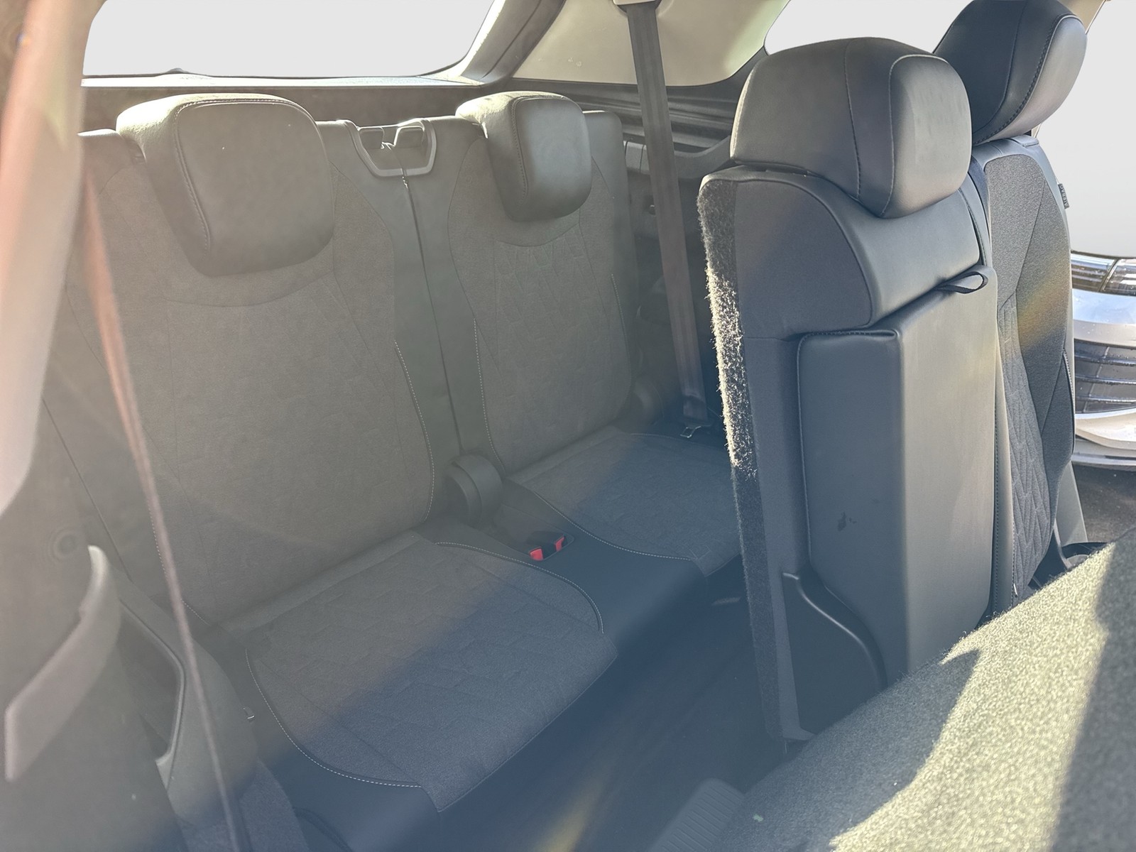 Volkswagen Tayron 2.0 LIFE 4X4 7SITZE AHK 360CAM ACC LM18