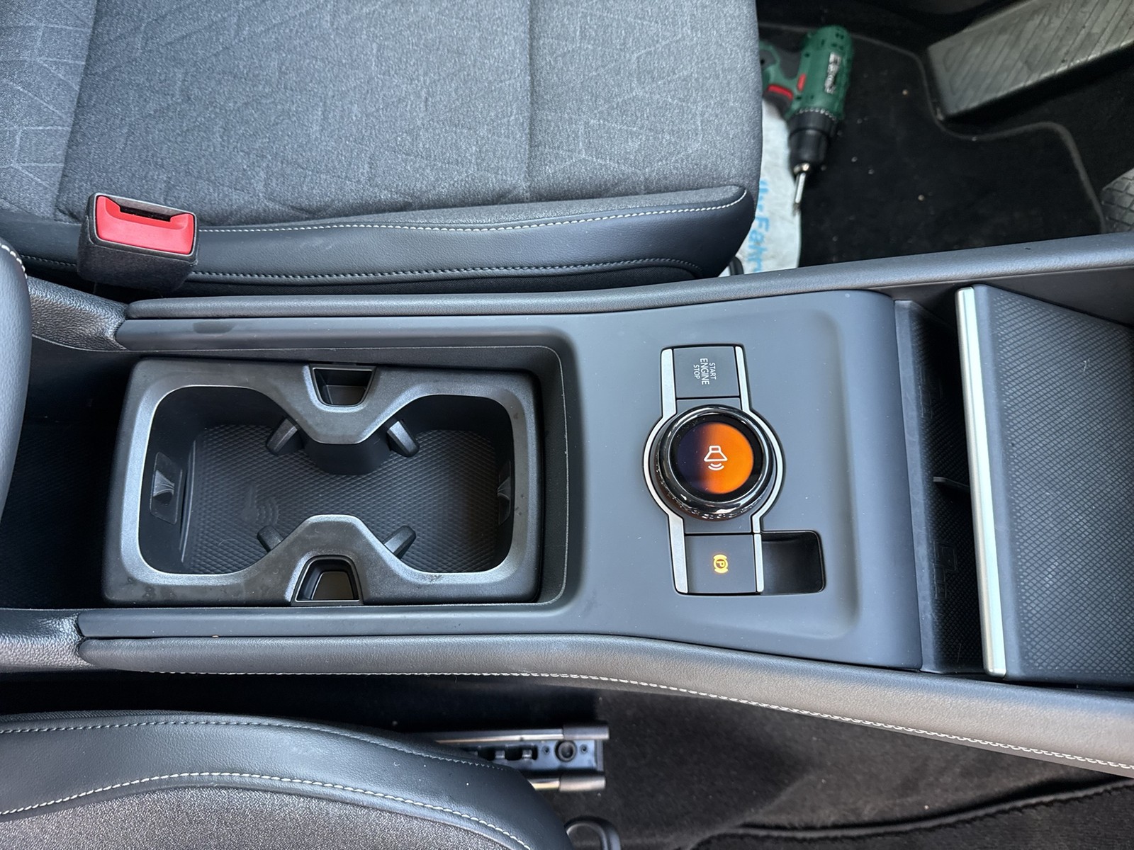 Volkswagen Tayron 2.0 LIFE 4X4 7SITZE AHK 360CAM ACC LM18