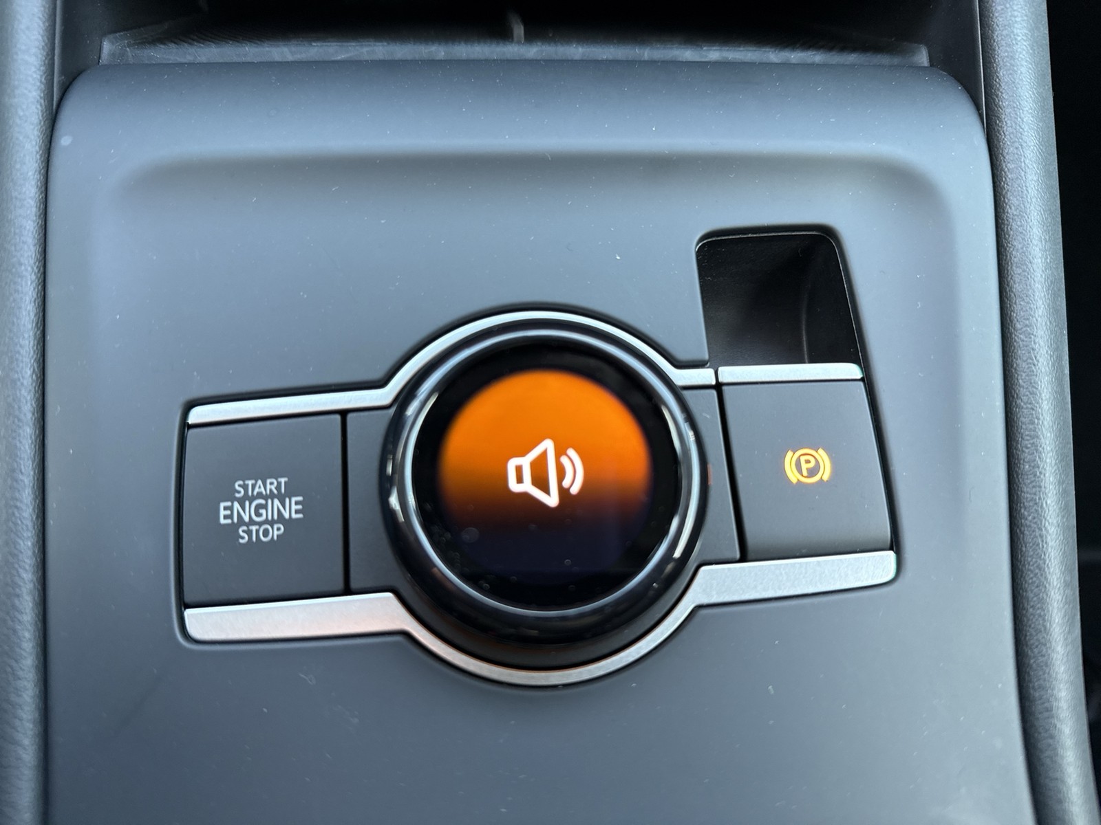 Volkswagen Tayron 2.0 LIFE 4X4 7SITZE AHK 360CAM ACC LM18