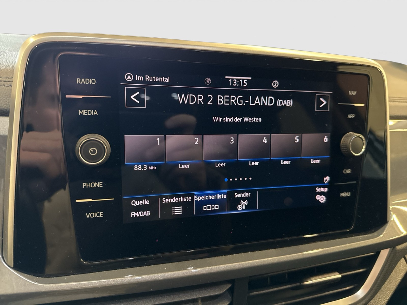 Volkswagen T-Roc 1.0 STYLE ACC NAVI LM17 CARPLAY SITZHEIZ.