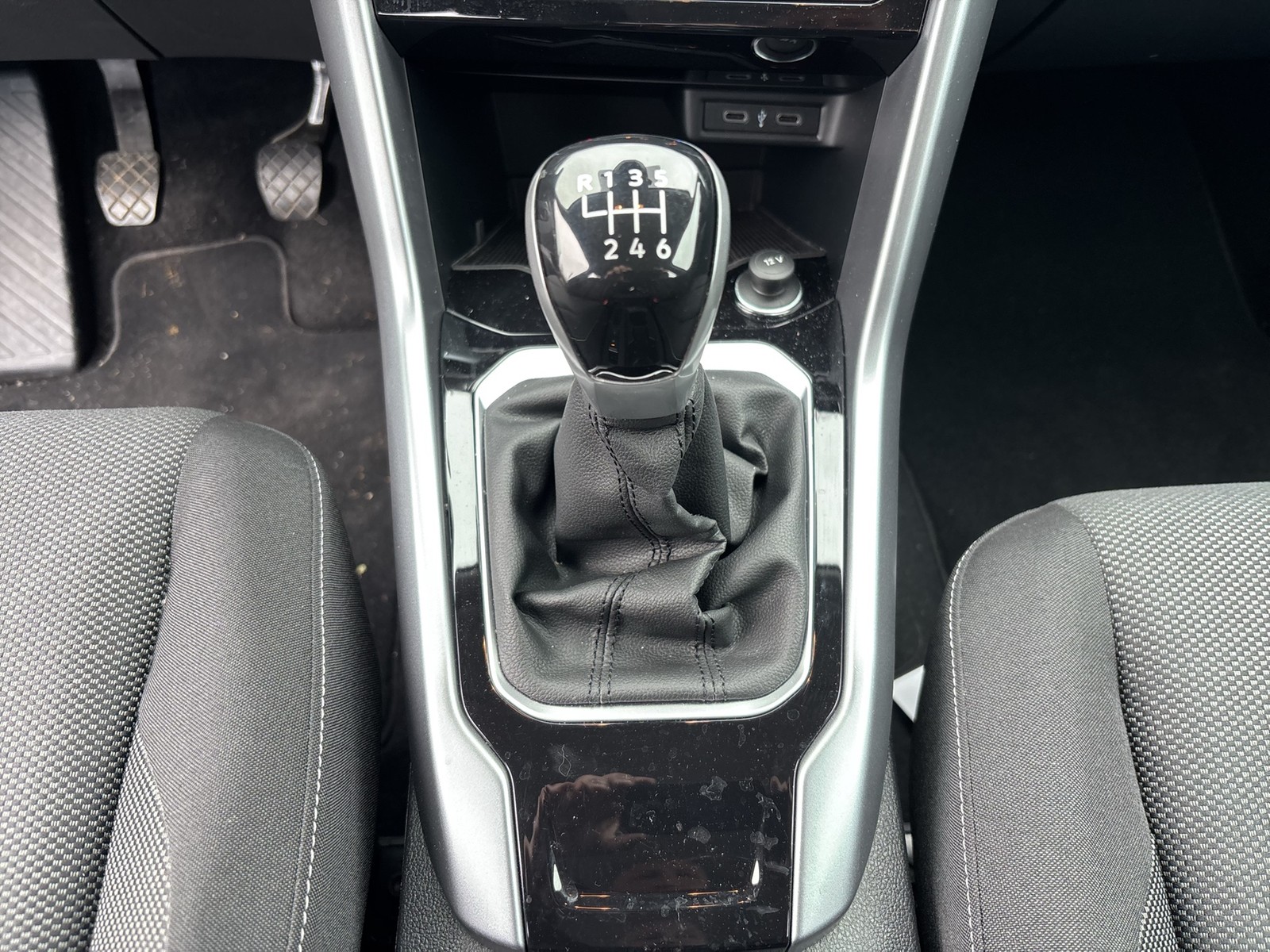 Volkswagen T-Roc 1.0 LIFE AHK NAVI LM17 CARPLAY SITZHEIZUNG