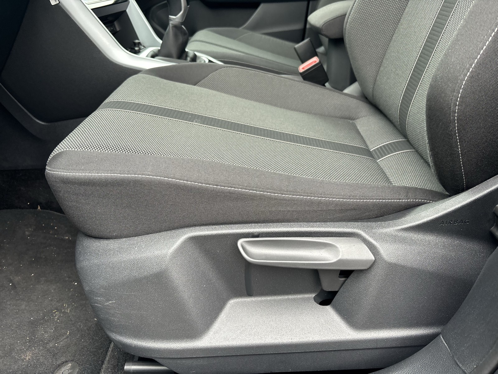 Volkswagen T-Roc 1.0 LIFE AHK NAVI LM17 CARPLAY SITZHEIZUNG