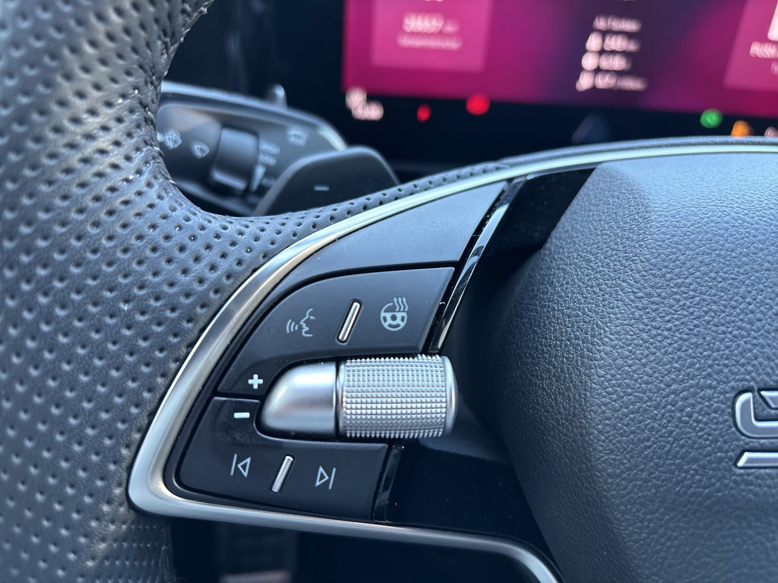 Skoda Kodiaq 2.0 SPORTLINE 4X4 PANO STANDHZ. AHK