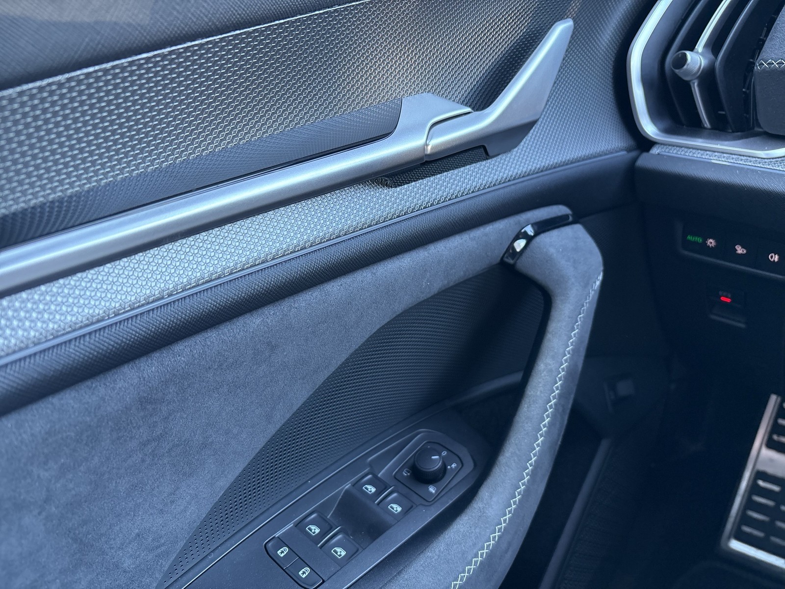 Skoda Kodiaq 2.0 SPORTLINE 4X4 PANO STANDHZ. AHK