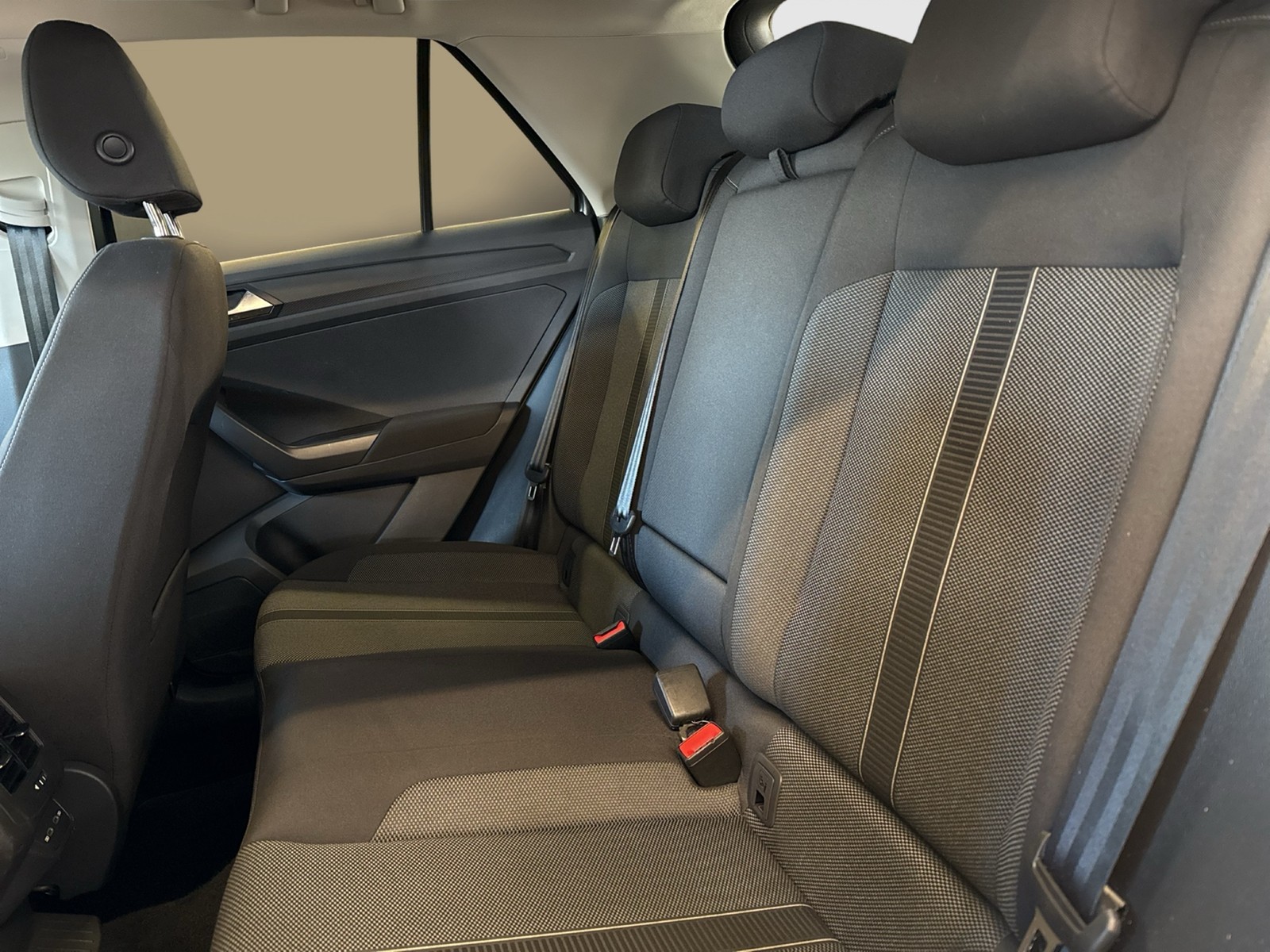 Volkswagen T-Roc 1.0 LIFE ACC NAVI CARPLAY ALU SITZHEIZUNG