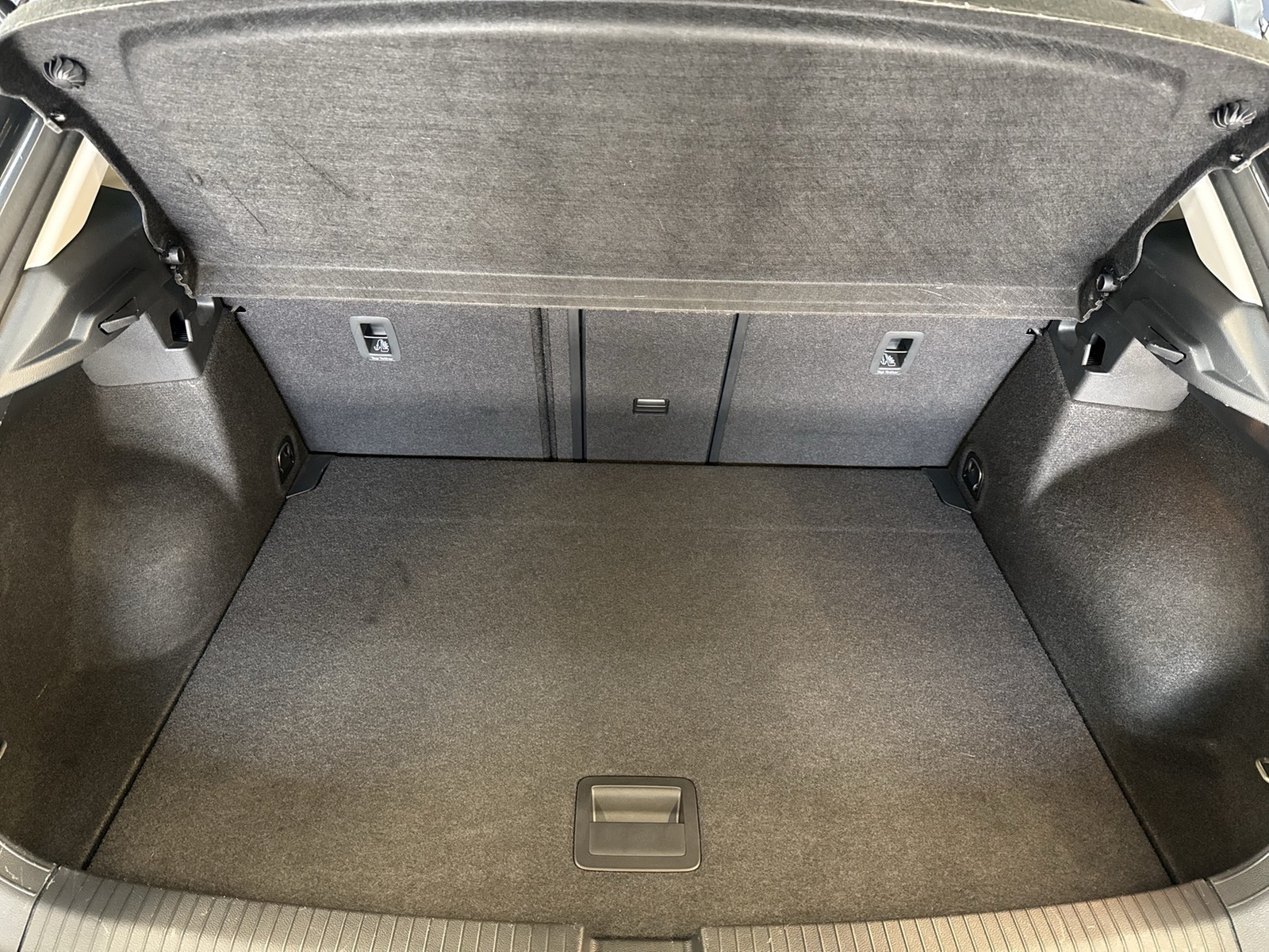 Volkswagen T-Roc 1.0 LIFE ACC NAVI CARPLAY ALU SITZHEIZUNG