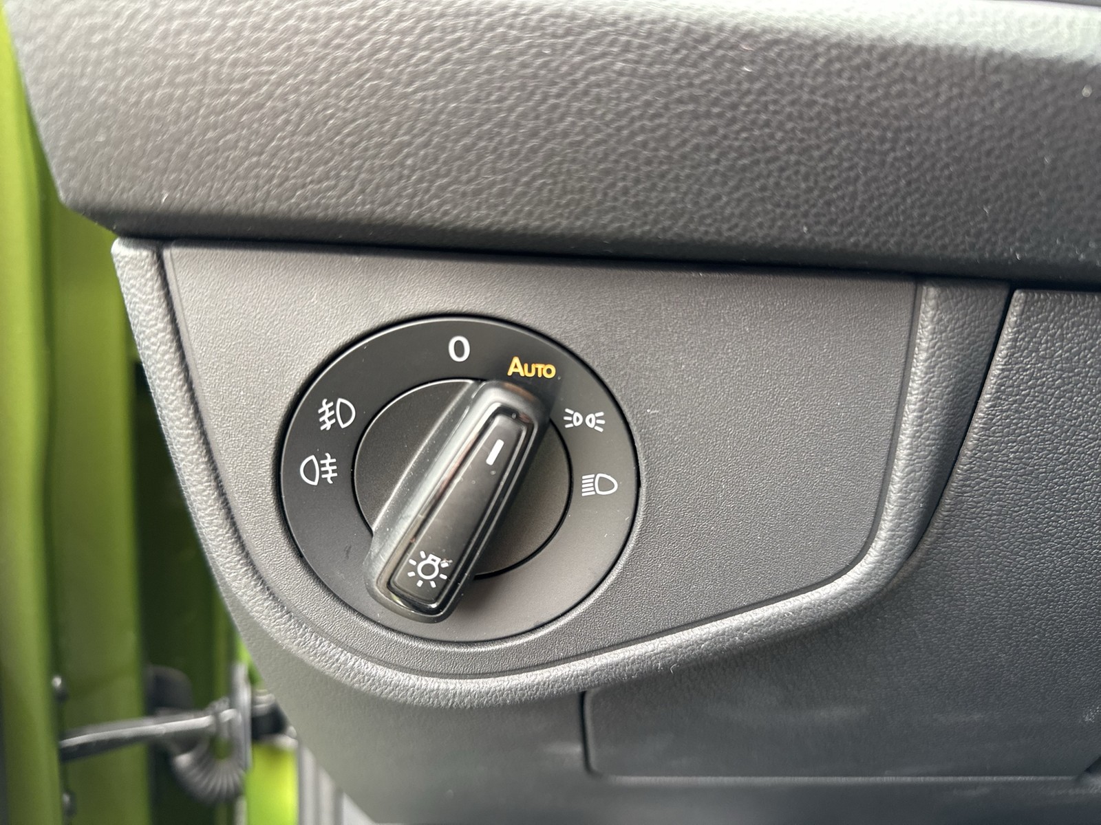 Volkswagen Taigo 1.0 R-LINE CAM ACC NAVI LM17 CARPLAY