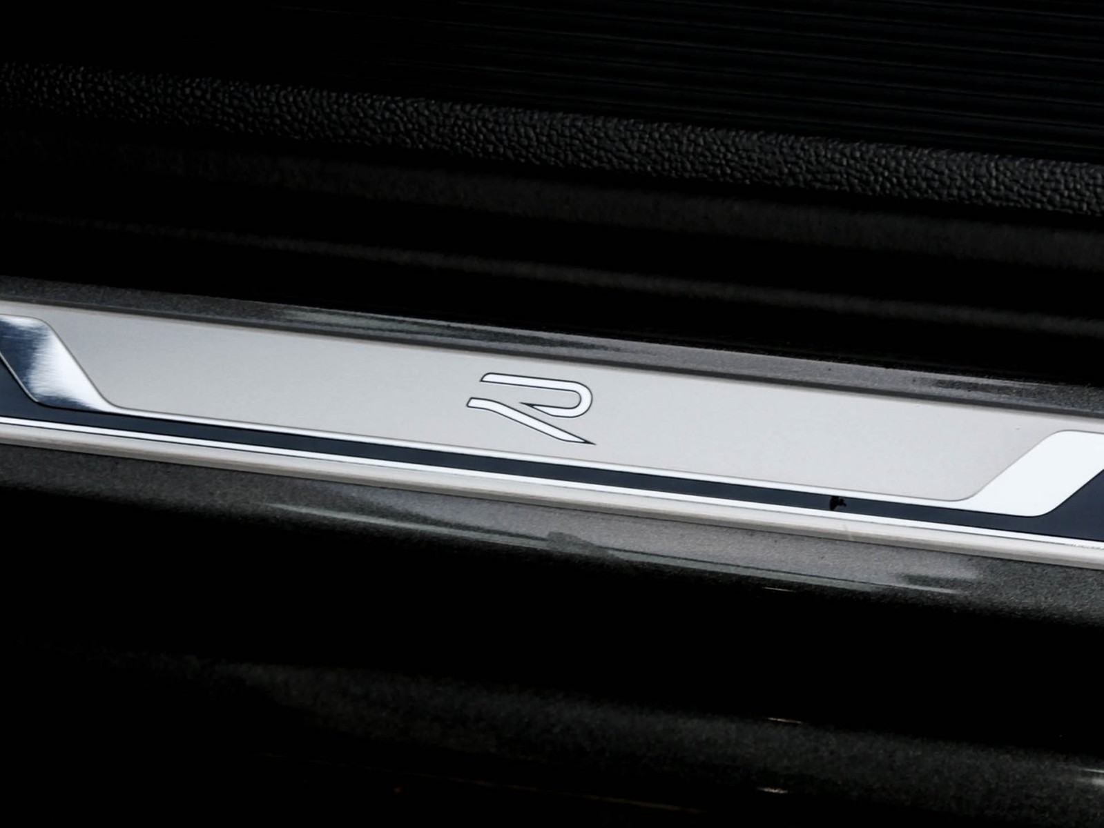 Volkswagen T-Roc 2.0 R-LINE BLACK STYLE ACC LM19 NAVI