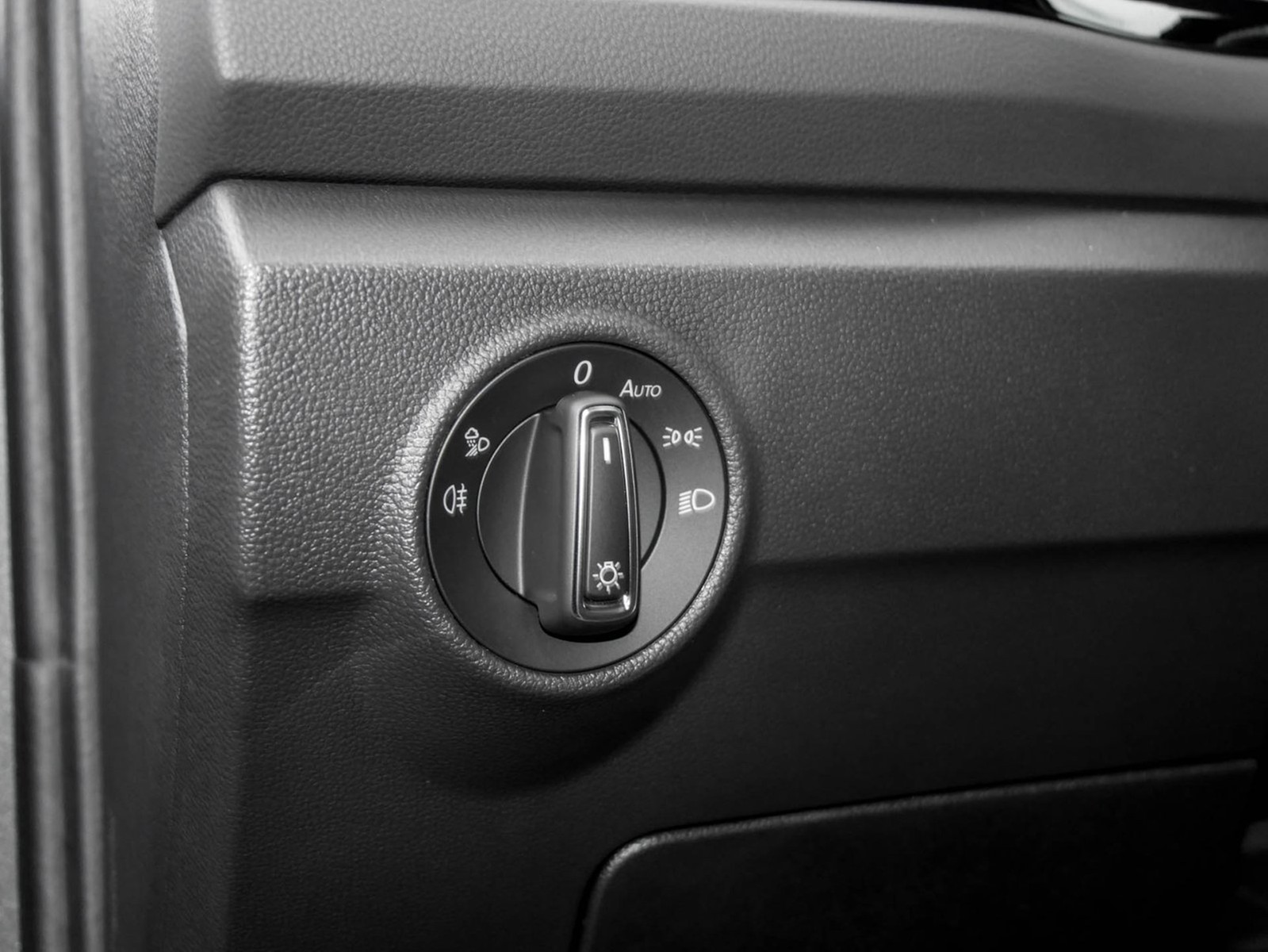 Volkswagen T-Roc 2.0 R-LINE BLACK STYLE ACC LM19 NAVI