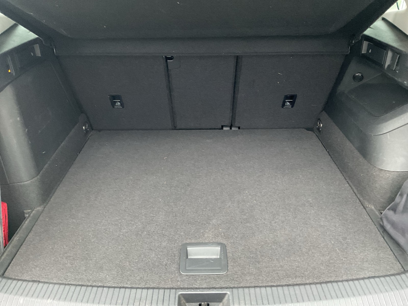 Volkswagen Tiguan 1.5 HYBRID LIFE NEUES MODELL AHK 360°CAM