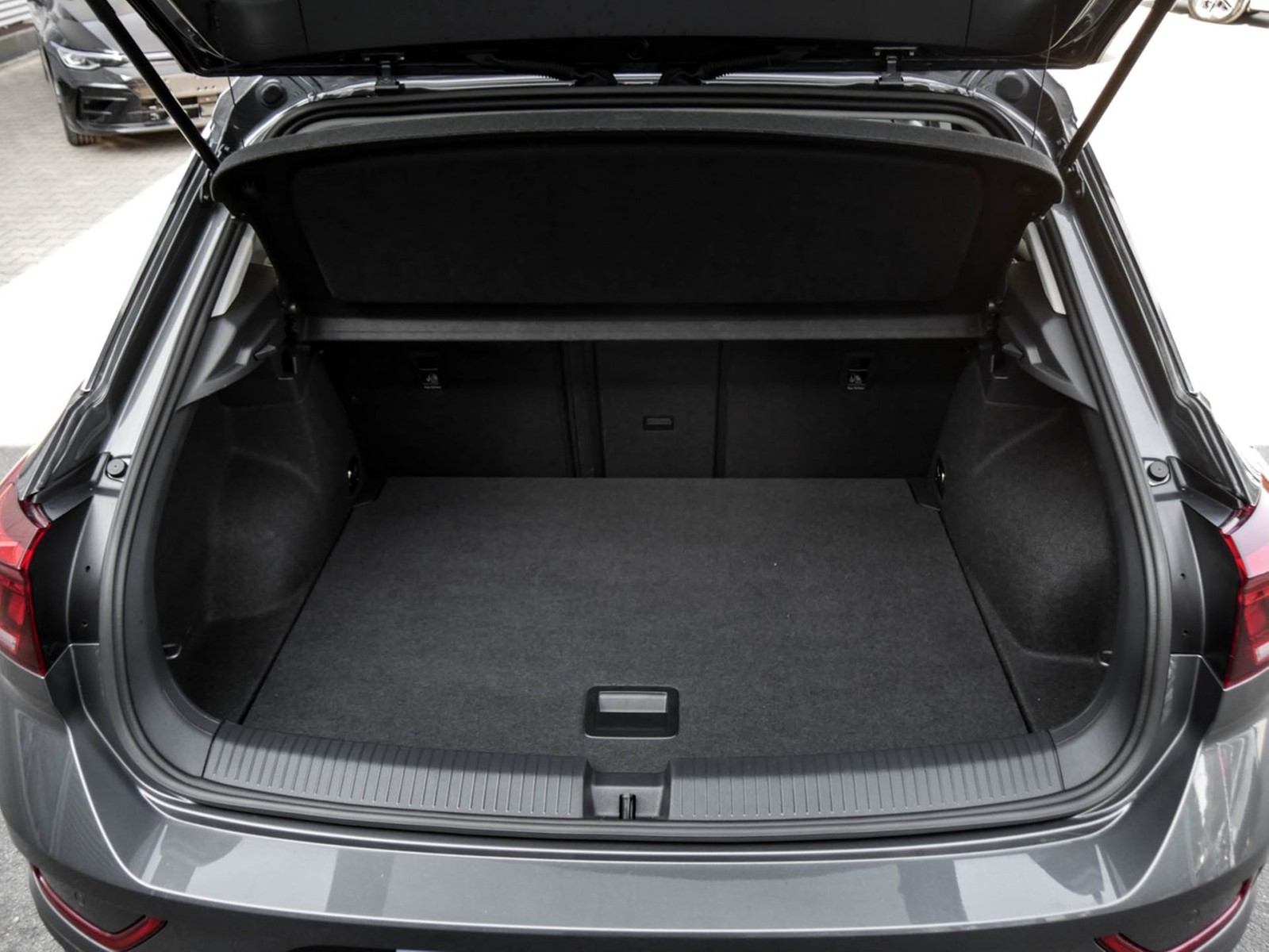 Volkswagen T-Roc 2.0 GOAL AHK CAM ACC LM17 NAVI SITZHEIZUNG