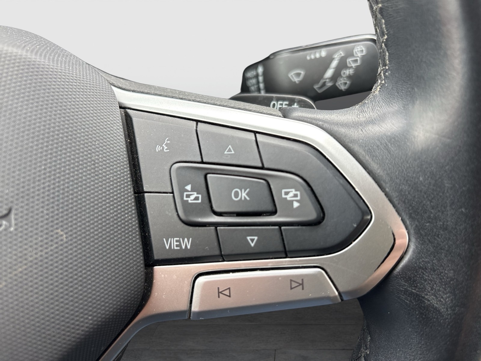 Volkswagen T-Cross 1.0 STYLE ACC ALU17 NAVI CARPLAY SITZHEIZ