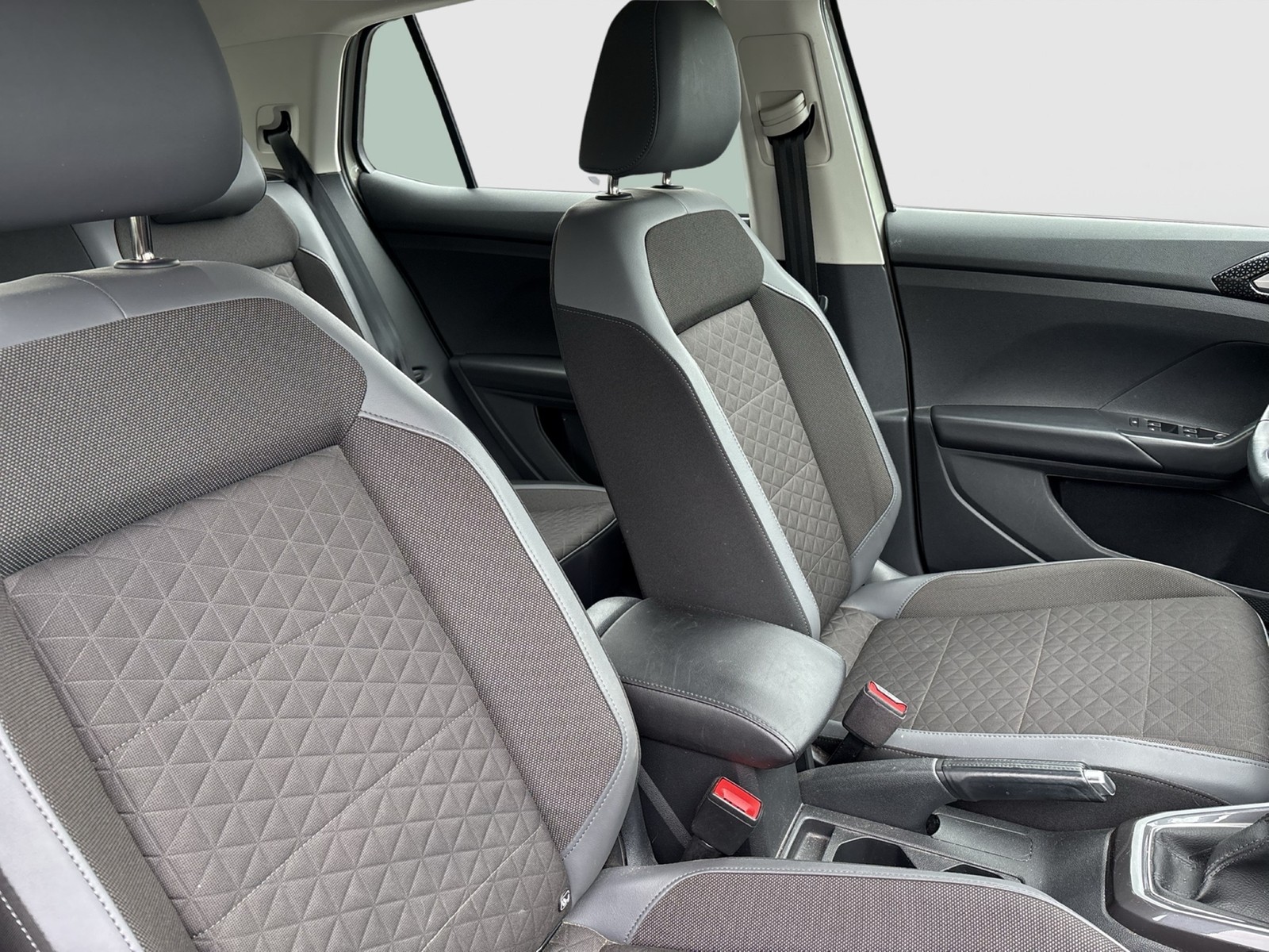 Volkswagen T-Cross 1.0 STYLE ACC ALU17 NAVI CARPLAY SITZHEIZ
