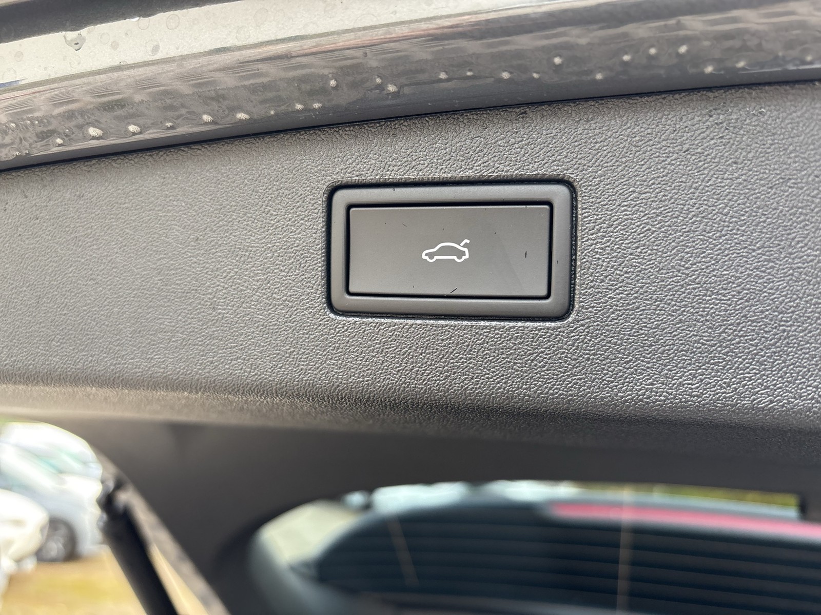 Volkswagen Tiguan 1.5 HYBRID LIFE NEUES MODELL AHK CAM LM18