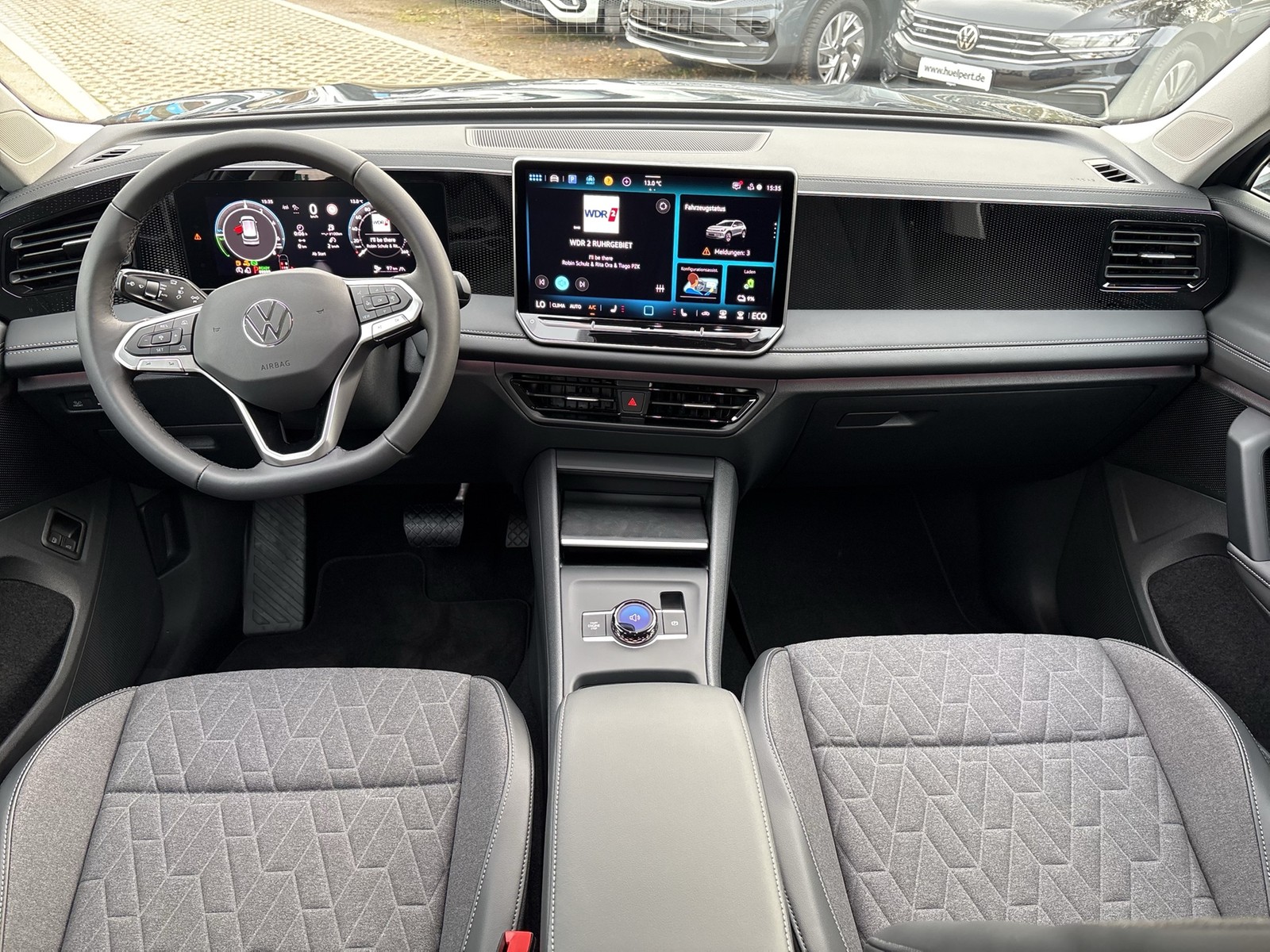 Volkswagen Tiguan 1.5 HYBRID LIFE NEUES MODELL AHK CAM LM18