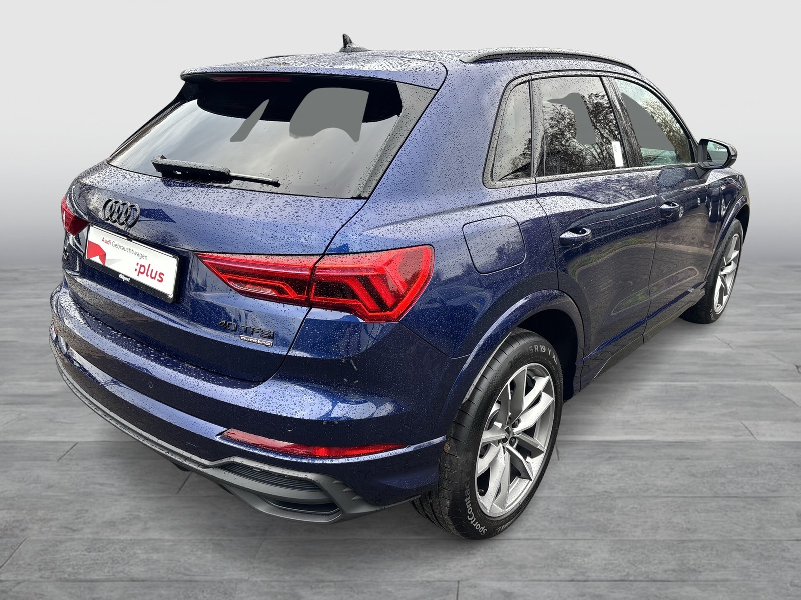 Audi Q3 40 quattro S LINE BLACKPAK PANO AHK CAM LM19