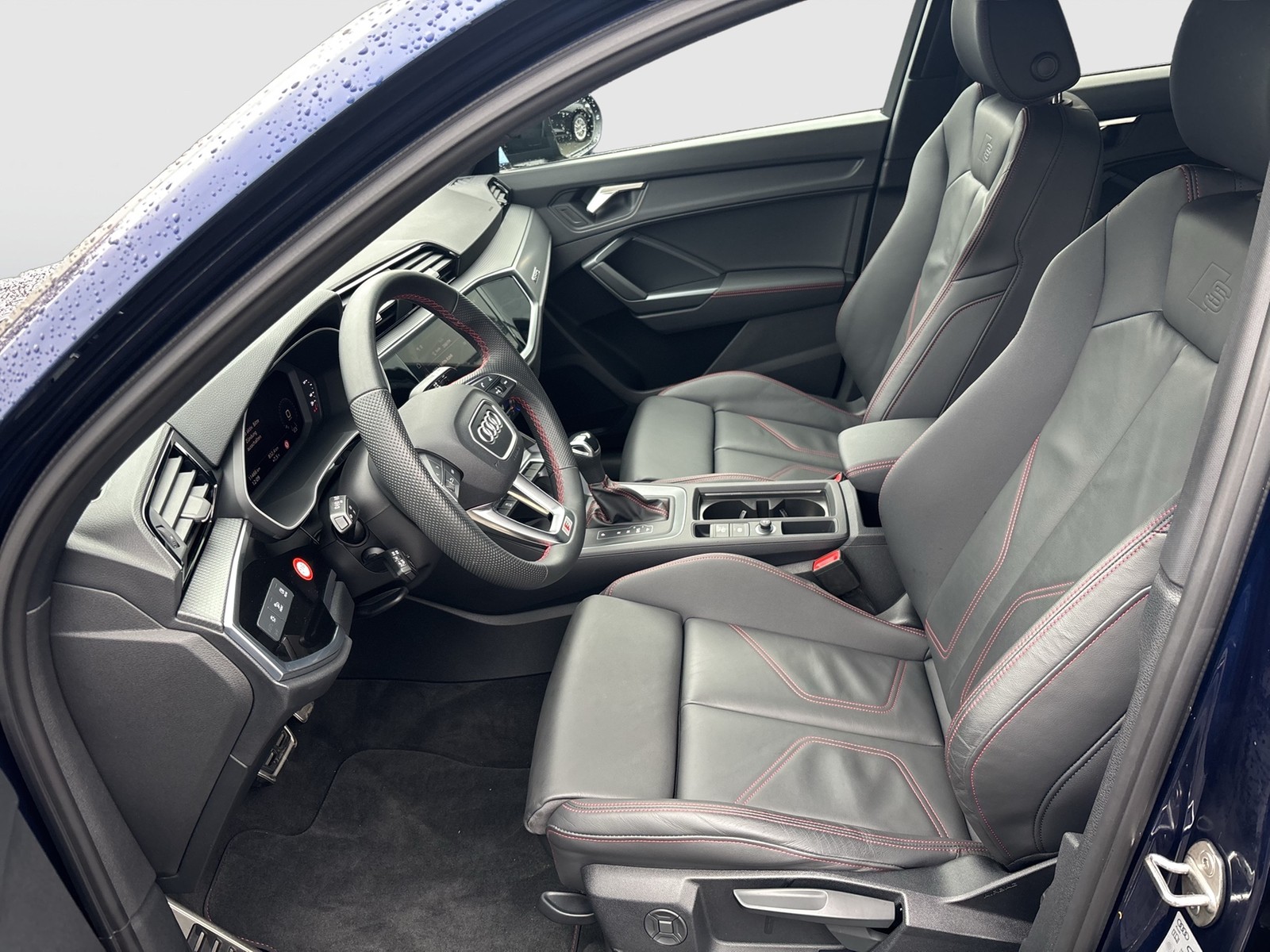 Audi Q3 40 quattro S LINE BLACKPAK PANO AHK CAM LM19