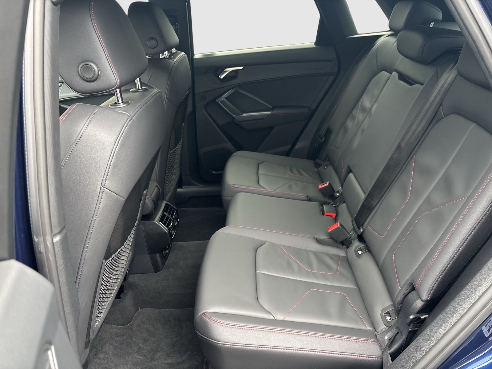 Audi Q3 40 quattro S LINE BLACKPAK PANO AHK CAM LM19