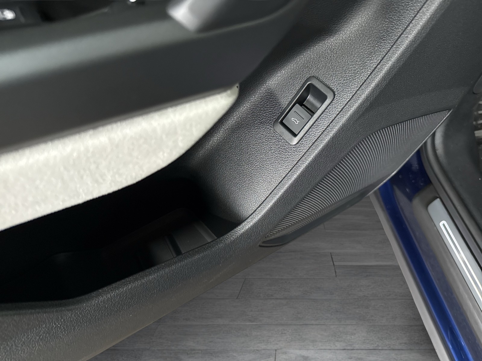 Audi Q3 35 S LINE BLACKPAK AHK ACC LM18 EKLAPPE NAVI+