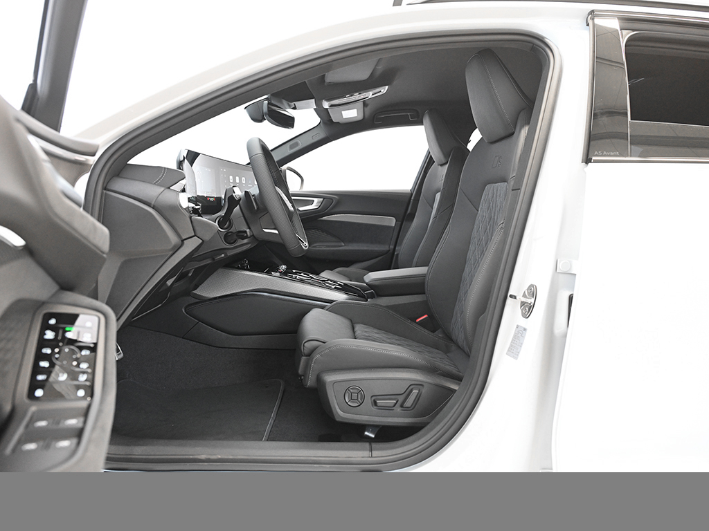 Audi A5 Avant e-hybrid quattro S tronic AHK LM19