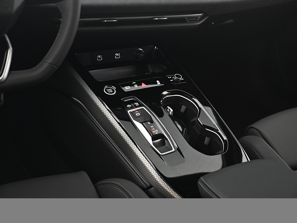 Audi A5 Avant e-hybrid quattro S tronic AHK LM19