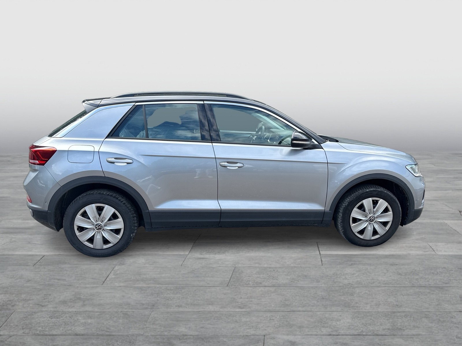 Volkswagen T-Roc 1.5 LIFE STANDHEIZ AHK KAMERA ALU18" NAVI