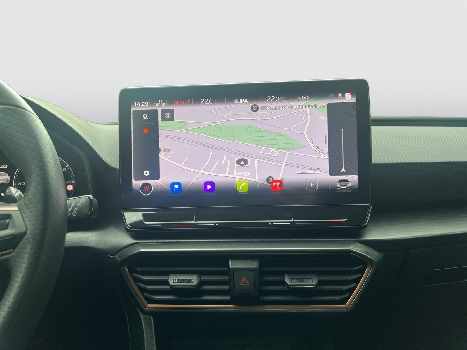 Cupra Leon ST 2.0 VZ AHK CAM ACC LM19 NAVI CARPLAY