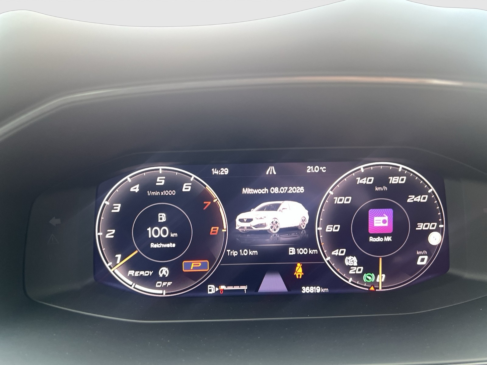 Cupra Leon ST 2.0 VZ AHK CAM ACC LM19 NAVI CARPLAY