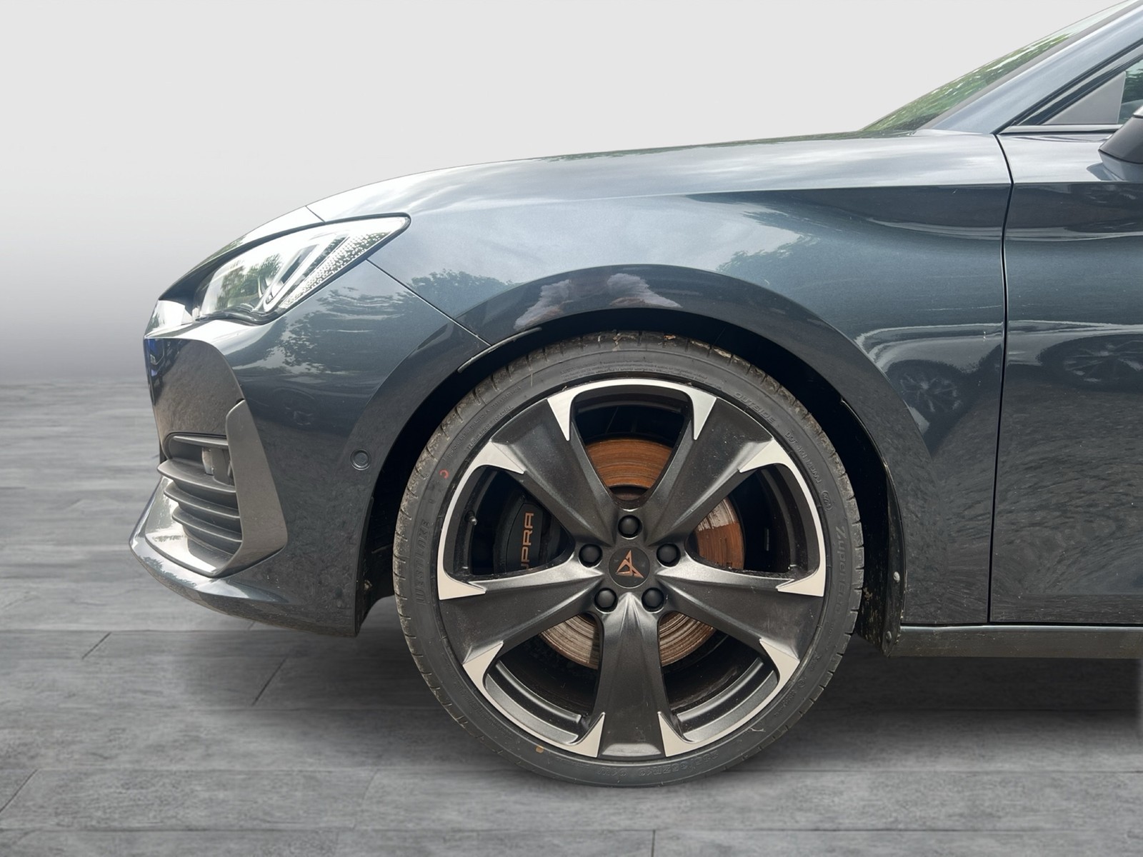 Cupra Leon ST 2.0 VZ AHK CAM ACC LM19 NAVI CARPLAY