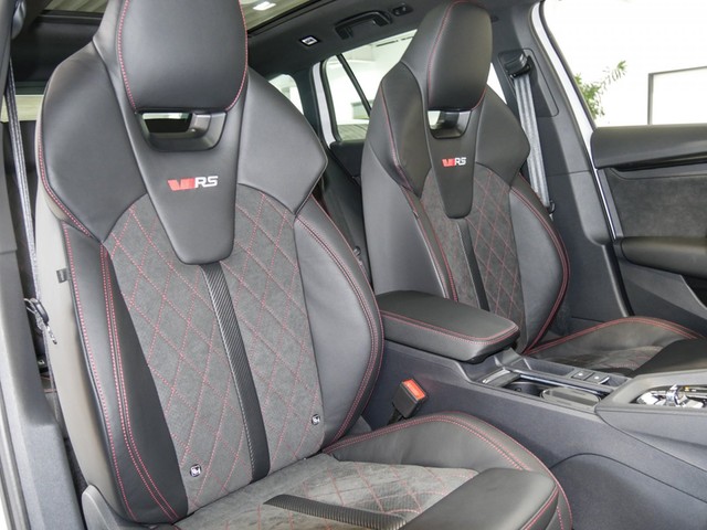 Skoda Octavia Combi 2.0 RS STANDHZ. AHK CAM LM19 NAVI