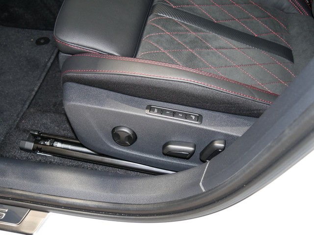 Skoda Octavia Combi 2.0 RS STANDHZ. AHK CAM LM19 NAVI