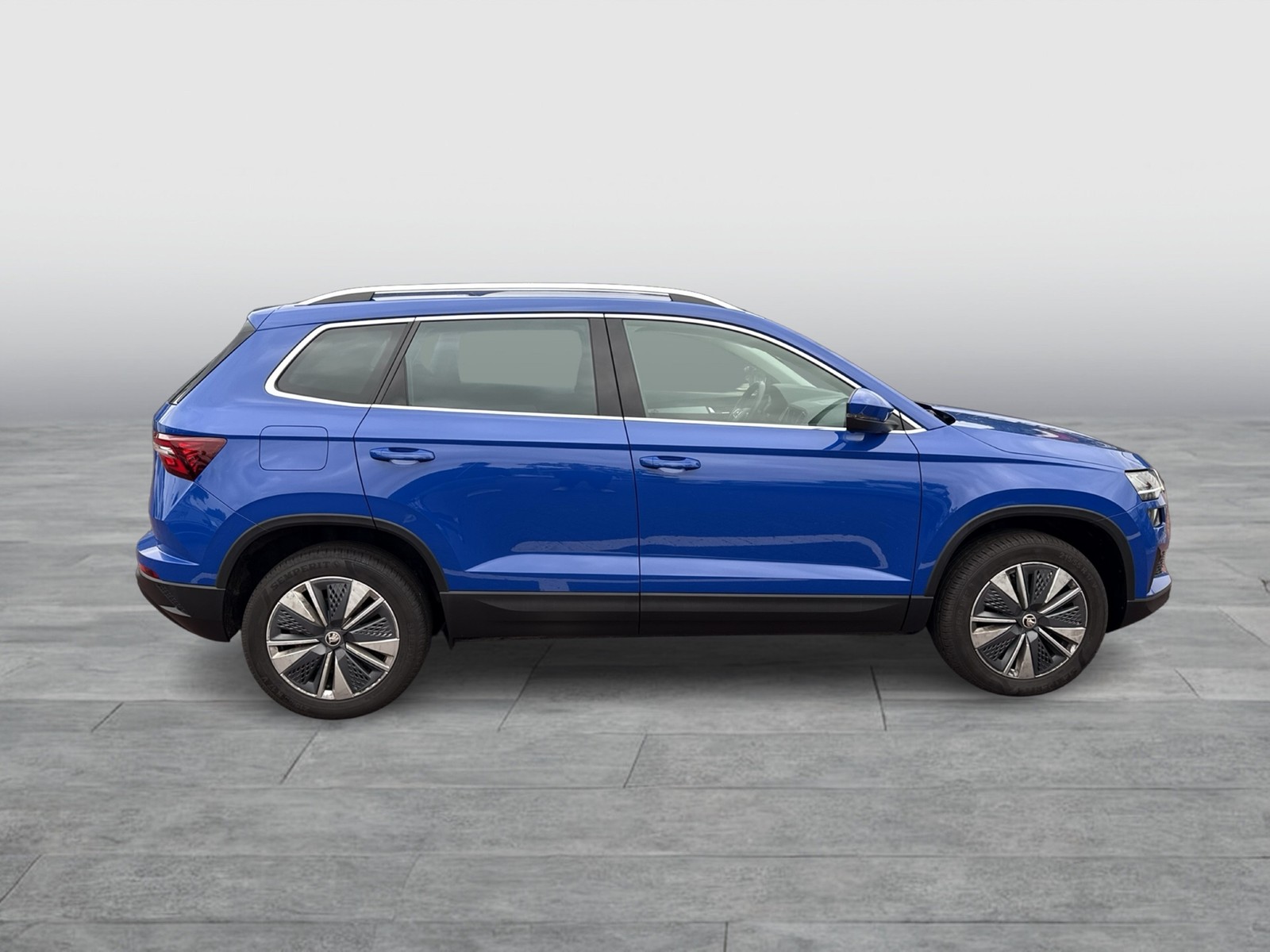Skoda Karoq 2.0 CAM ACC NAVI LM17 CARPLAY SITZHEIZUNG