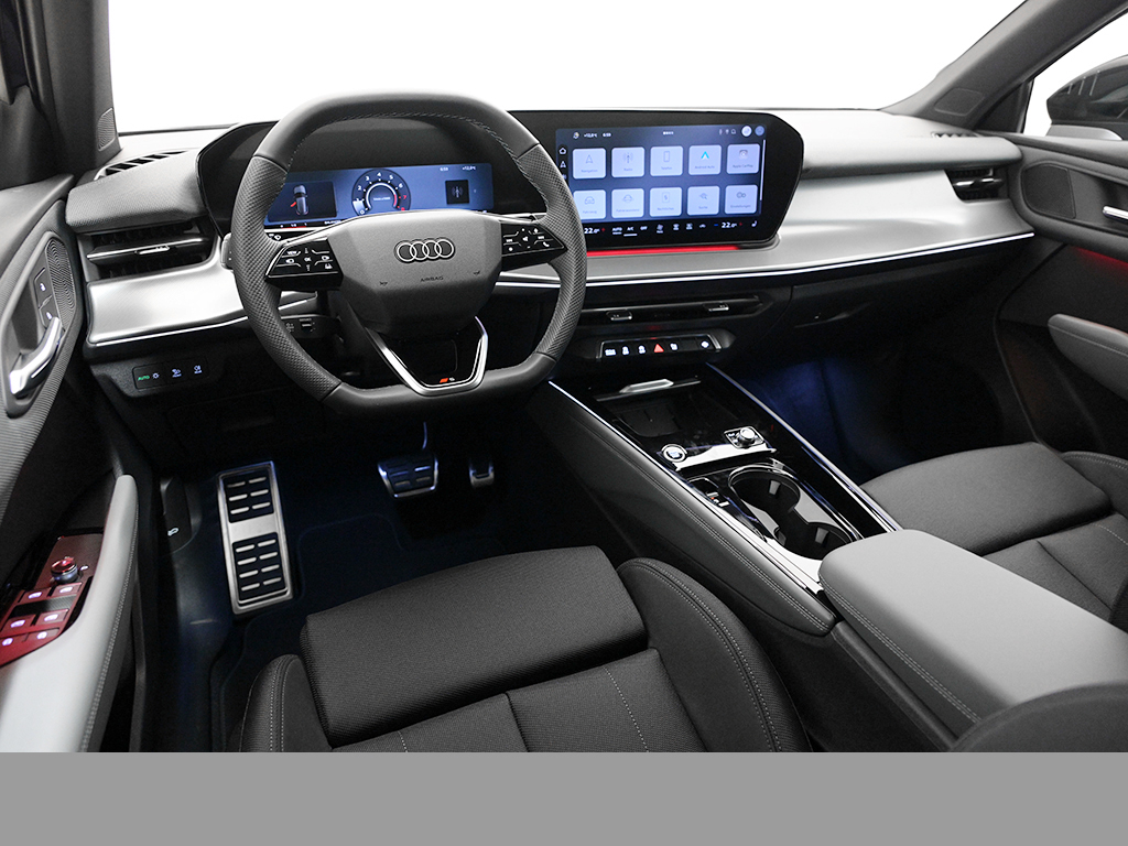 Audi Q3 SUV TFSI s tronic S Line AHK TECH LED LM20