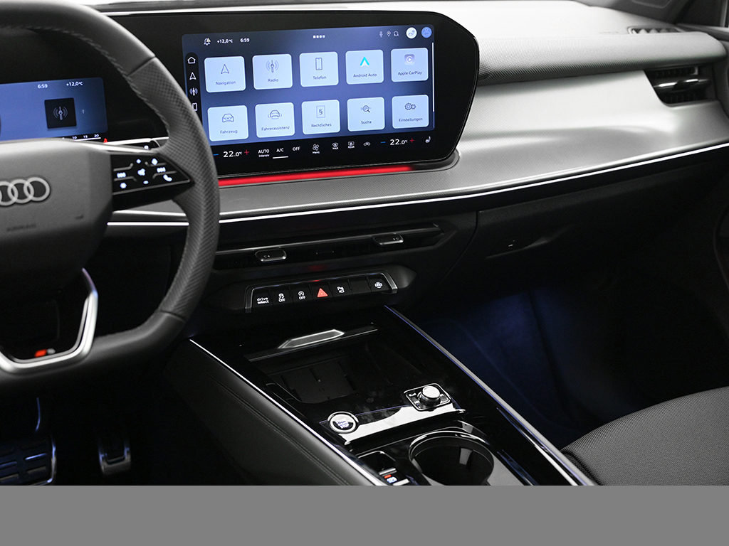 Audi Q3 SUV TFSI s tronic S Line AHK TECH LED LM20