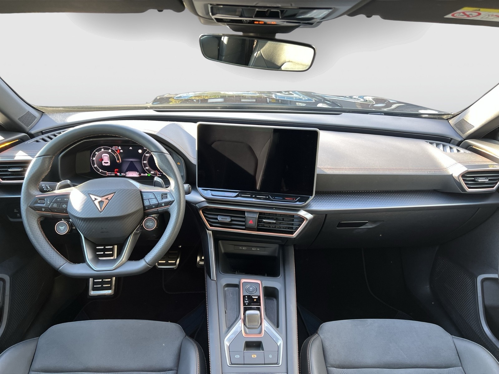 Cupra Formentor 1.5 HYBRID VZ PANO AHK CAM NAVI