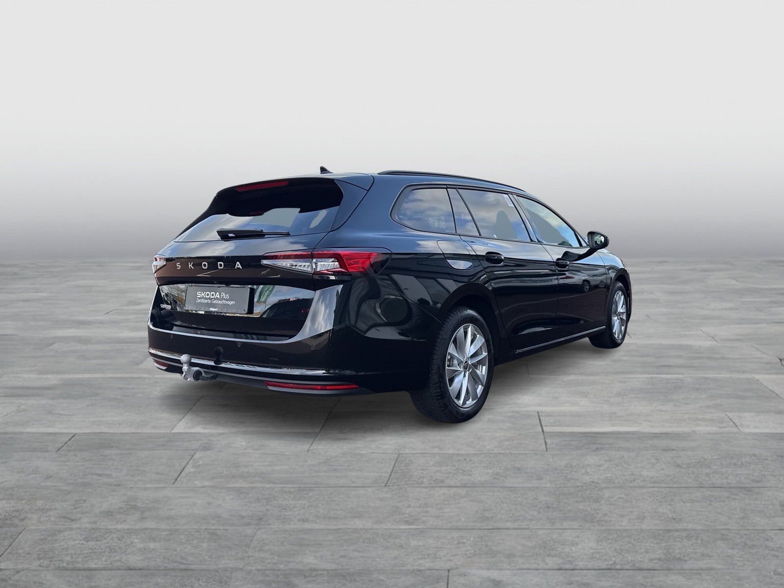 Skoda Superb Combi 1.5 eTSI SELECTION AHK CAM ACC NAVI