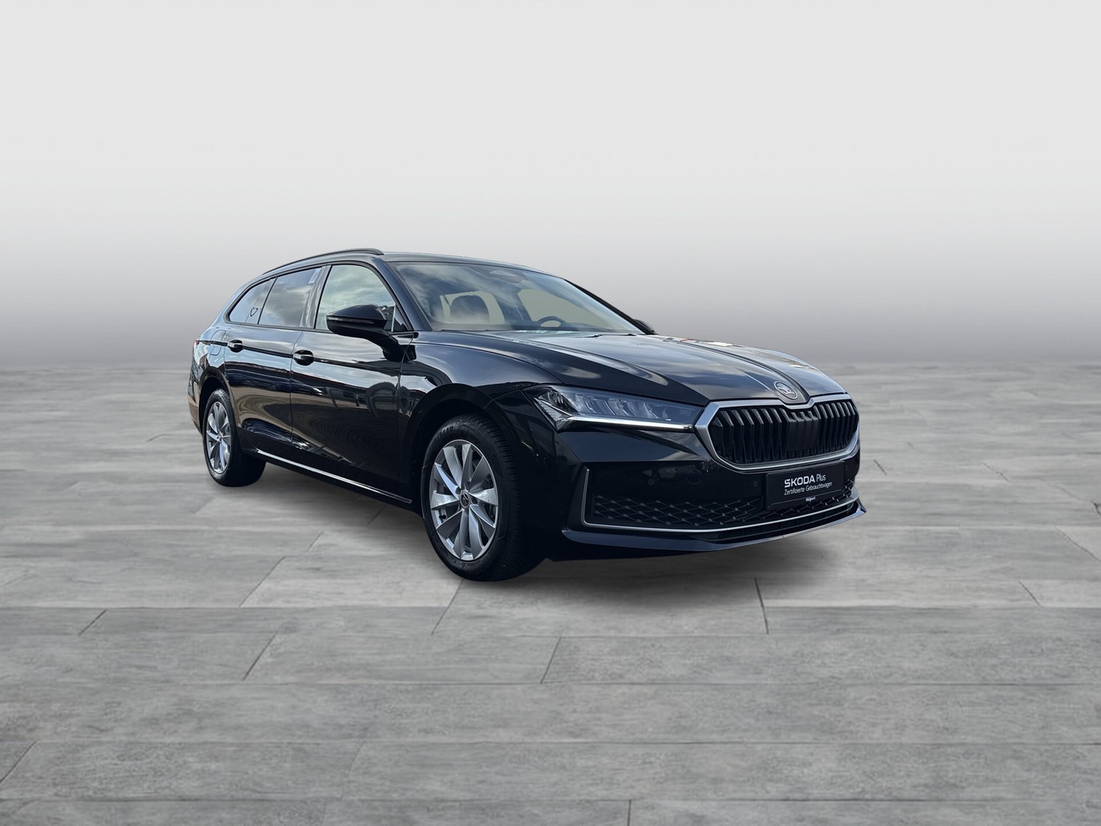 Skoda Superb Combi 1.5 eTSI SELECTION AHK CAM ACC NAVI