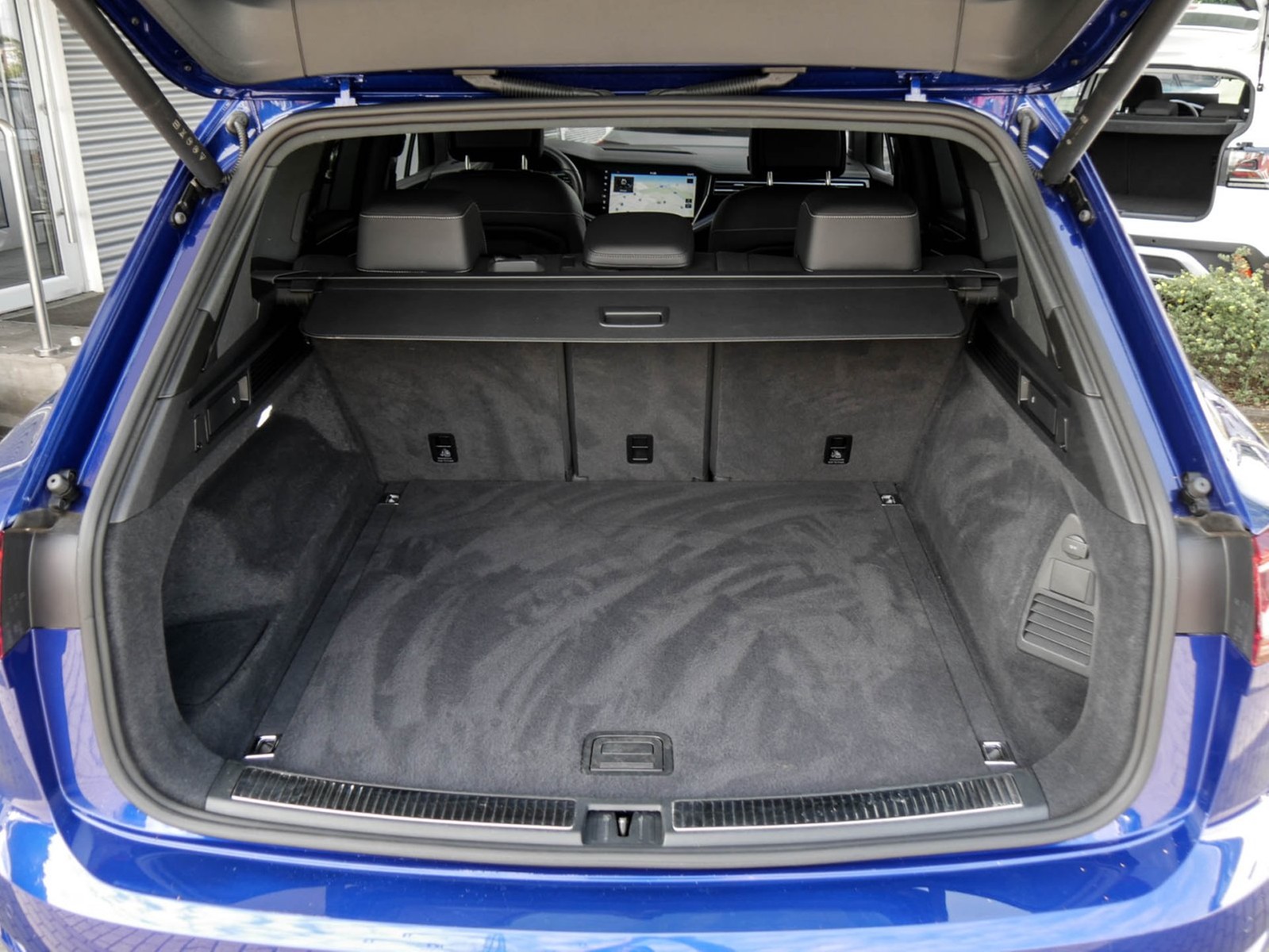 Volkswagen Touareg V6 TSI R-LINE NEUES MODELL STANDHZ. LM20