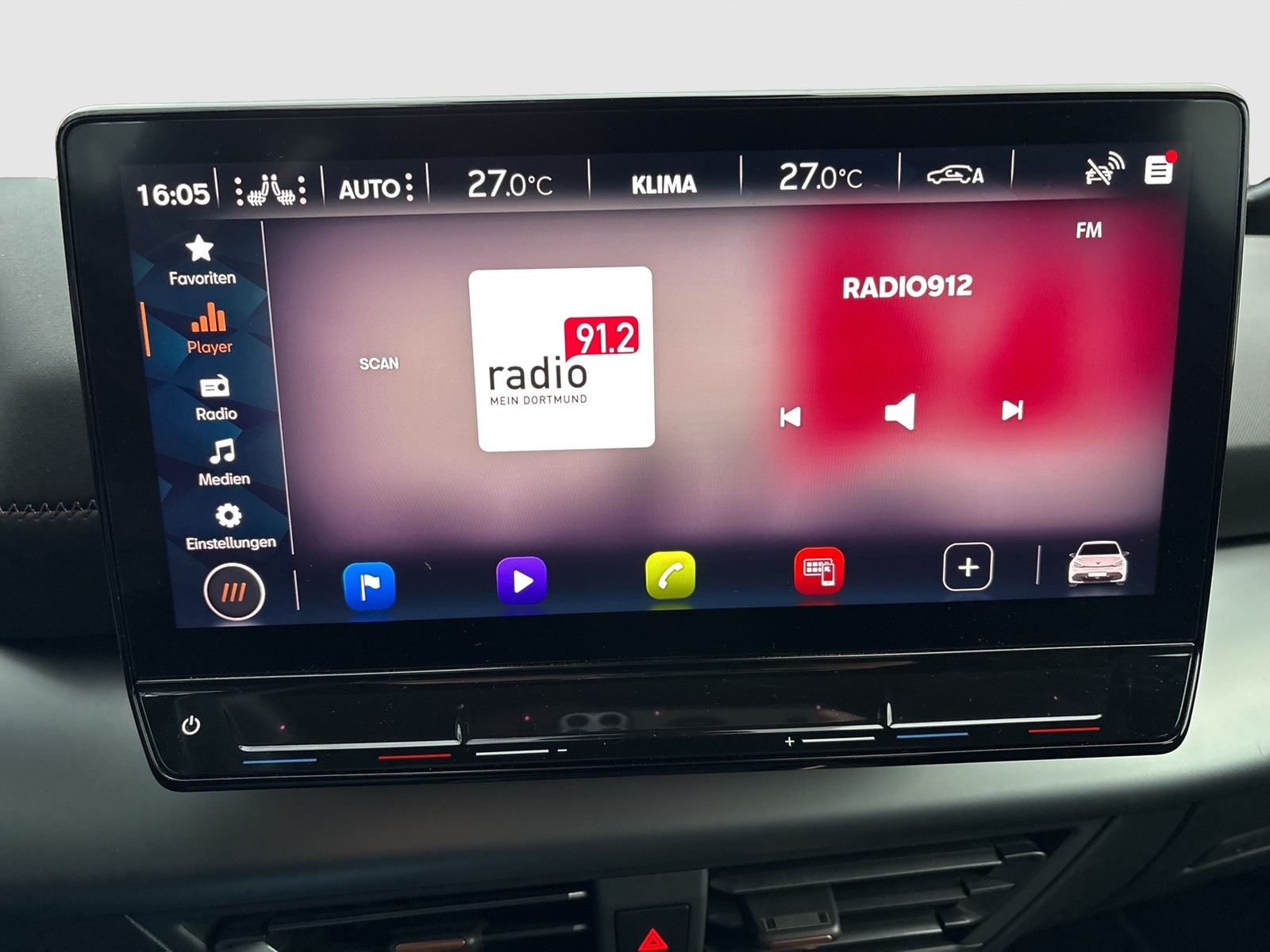 Cupra Born CAM ACC LM18 NAVI SITZHEIZUNG LED DAB KLIMA