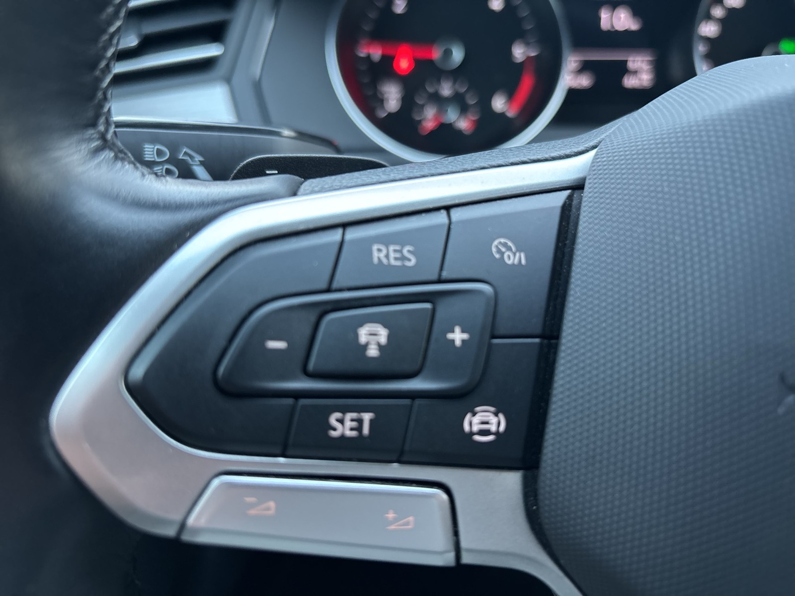 Volkswagen Passat Variant 2.0 CAM ACC NAVI SITZHEIZUNG LED