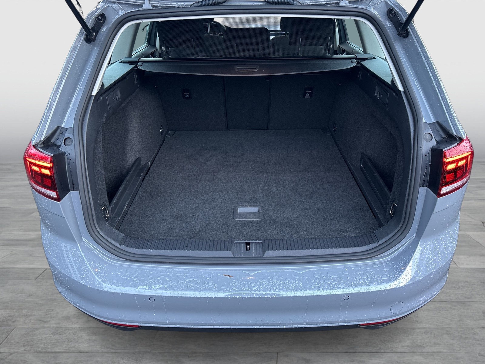 Volkswagen Passat Variant 2.0 CAM ACC NAVI SITZHEIZUNG LED