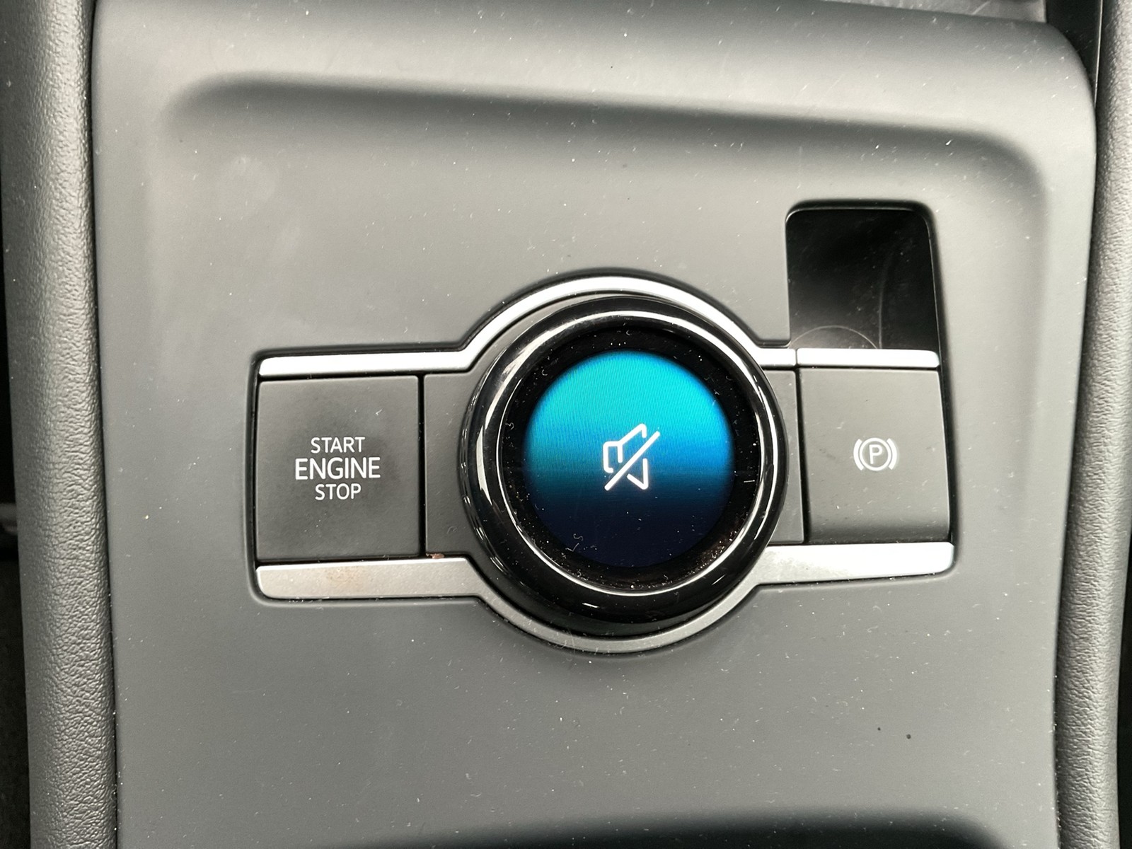 Volkswagen Tiguan 2.0 GOAL 4X4 NEUES MODELL AHK 360°CAM ACC