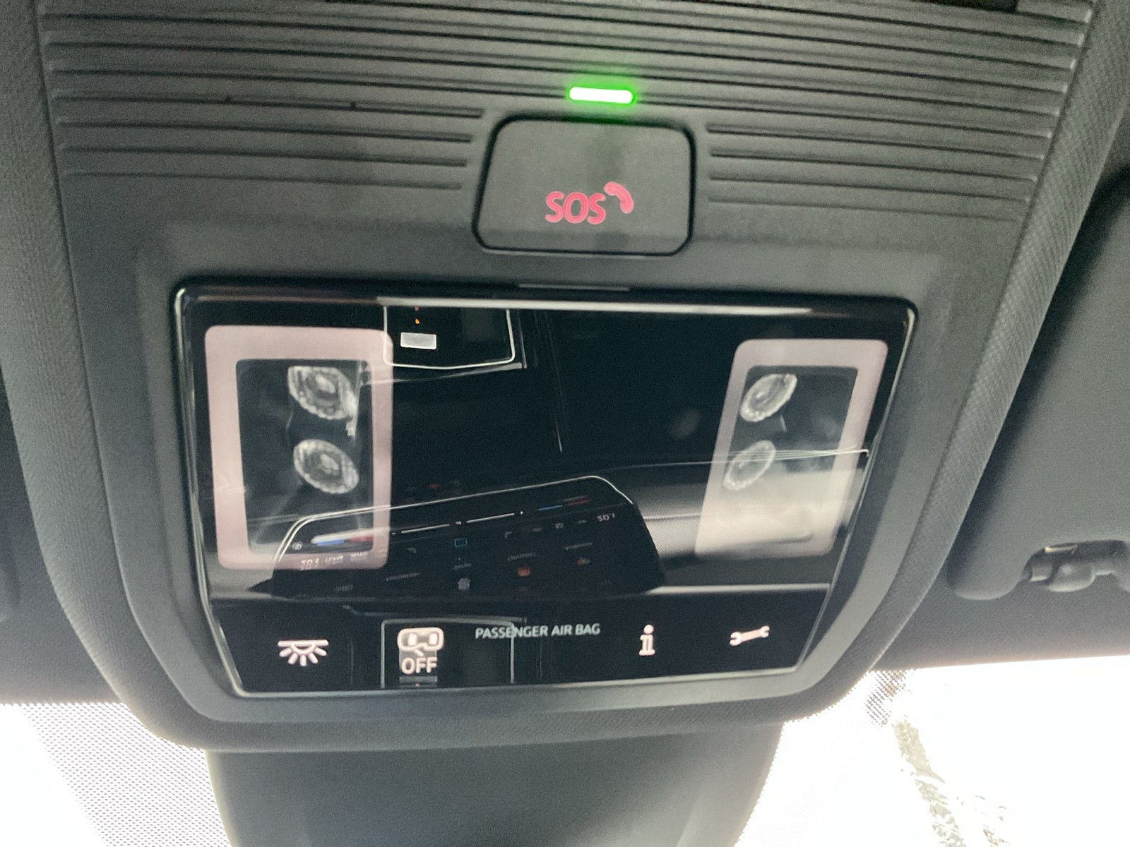 Volkswagen Golf VIII 1.5 eTSI R-LINE FACELIFT CAM ACC LM17