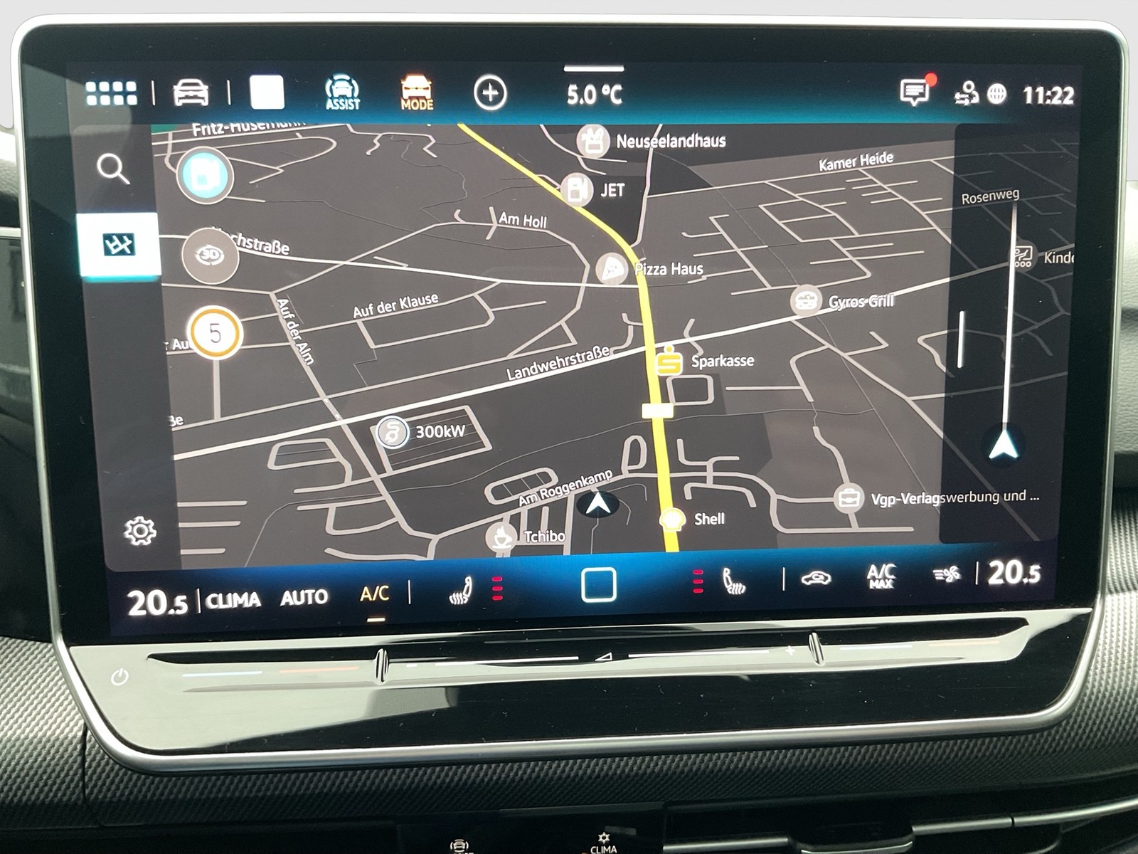 Volkswagen Golf VIII 1.5 eTSI R-LINE FACELIFT CAM ACC LM17