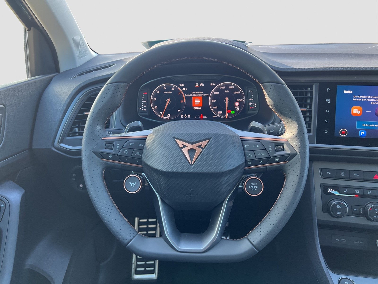 Cupra Ateca 1.5 TRIBE EDITION DSG NAV ACC AHK E-KLAPPE