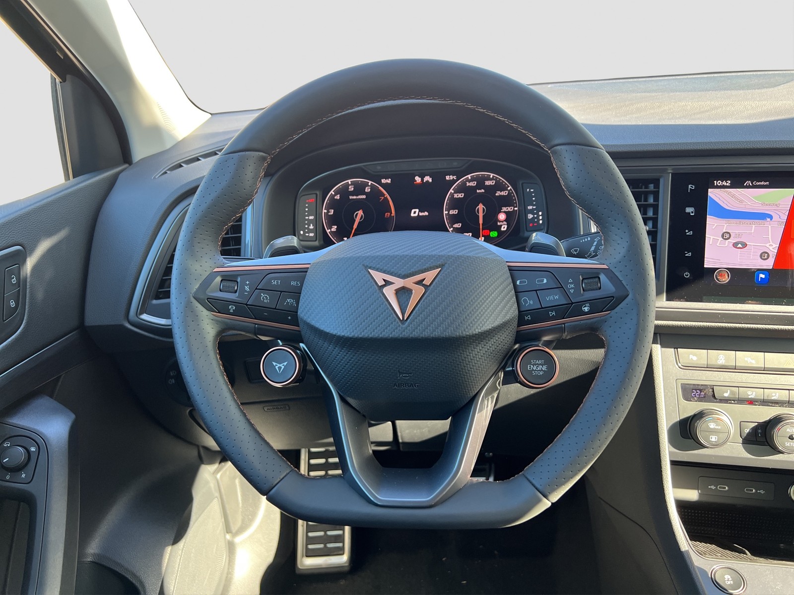 Cupra Ateca 1.5 TRIBE EDITION DSG NAV ACC AHK E-KLAPPE