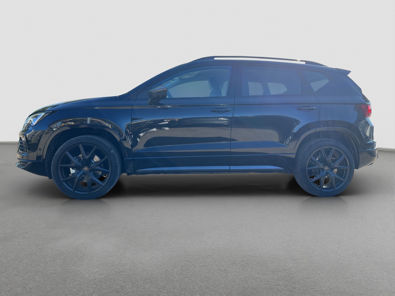 Cupra Ateca 1.5 TRIBE EDITION DSG NAV ACC AHK E-KLAPPE