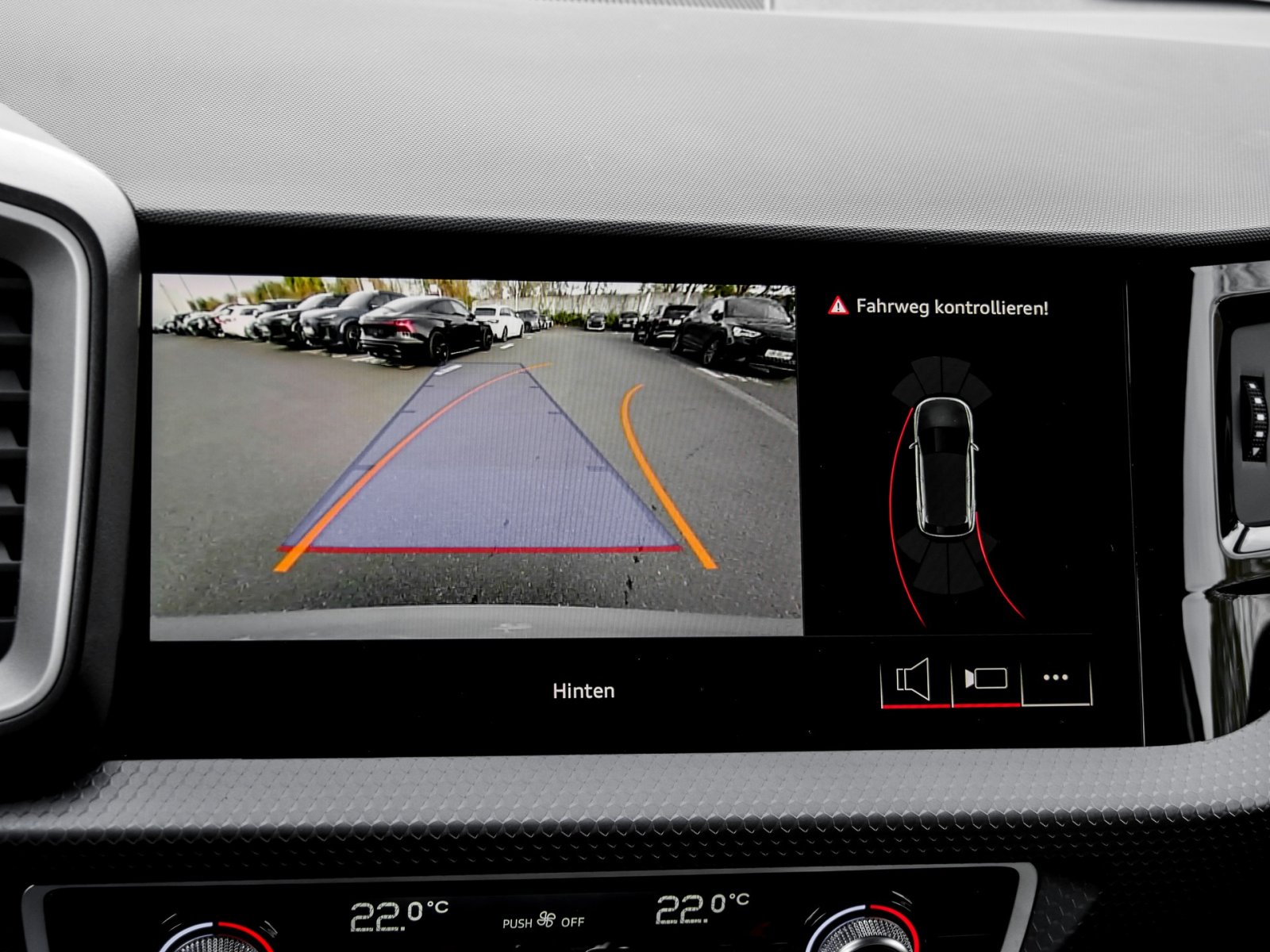 Audi A1 allstreet 30 TFSI Rückfahrkamera+MMIplus+Sportsitze+LED+Ambiente+Sitzheizung