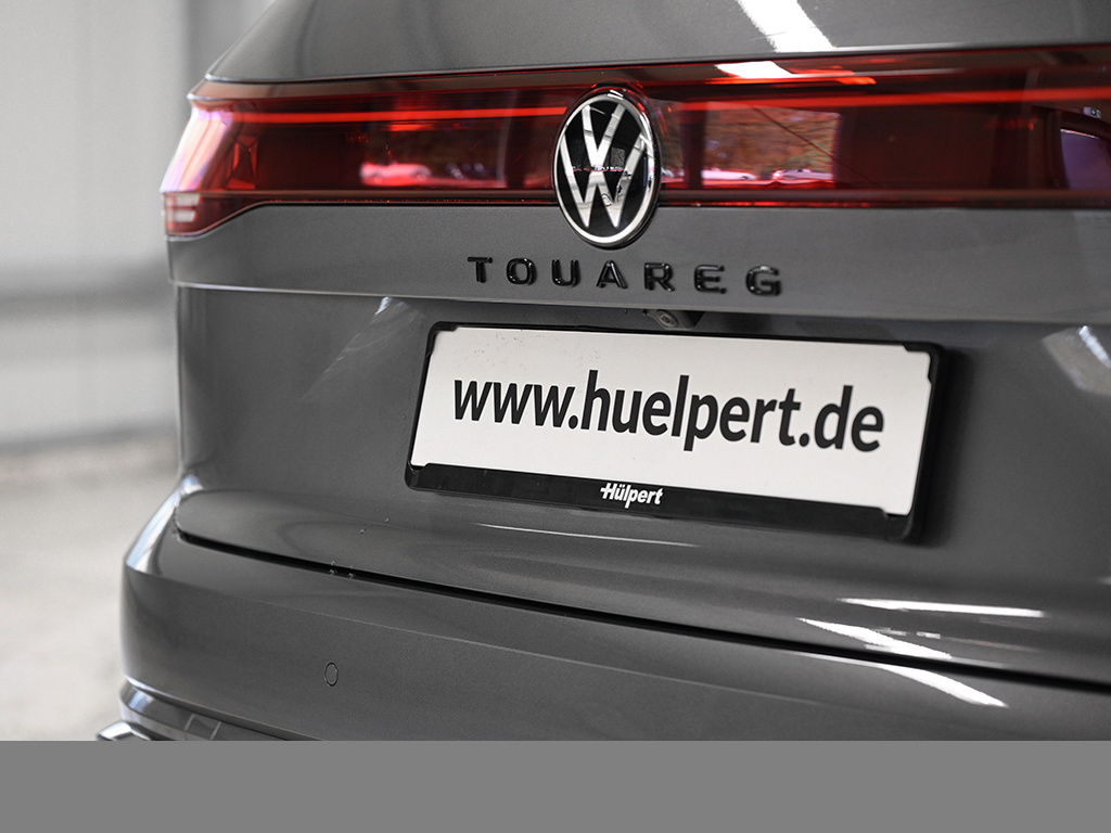 Volkswagen Touareg V6 R-LINE ALLRADLENKUNG PANO AHK LM22