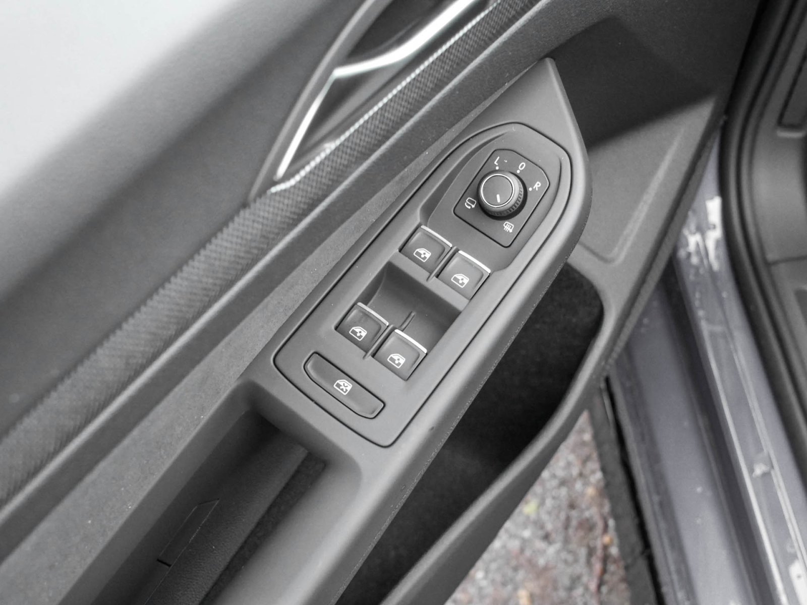 Volkswagen Golf Variant 2.0 R-LINE DSG BLACKSTYLE MATRIXLED